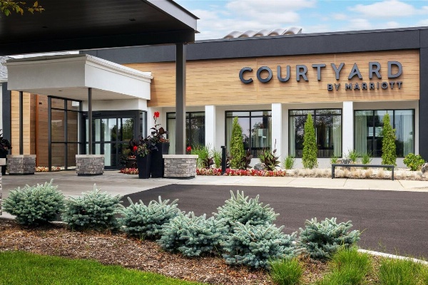 Courtyard By Marriott Chicago Waukegan/Gurnee image 5