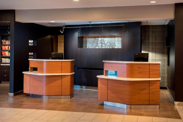 Courtyard By Marriott Chicago Waukegan/Gurnee image 6